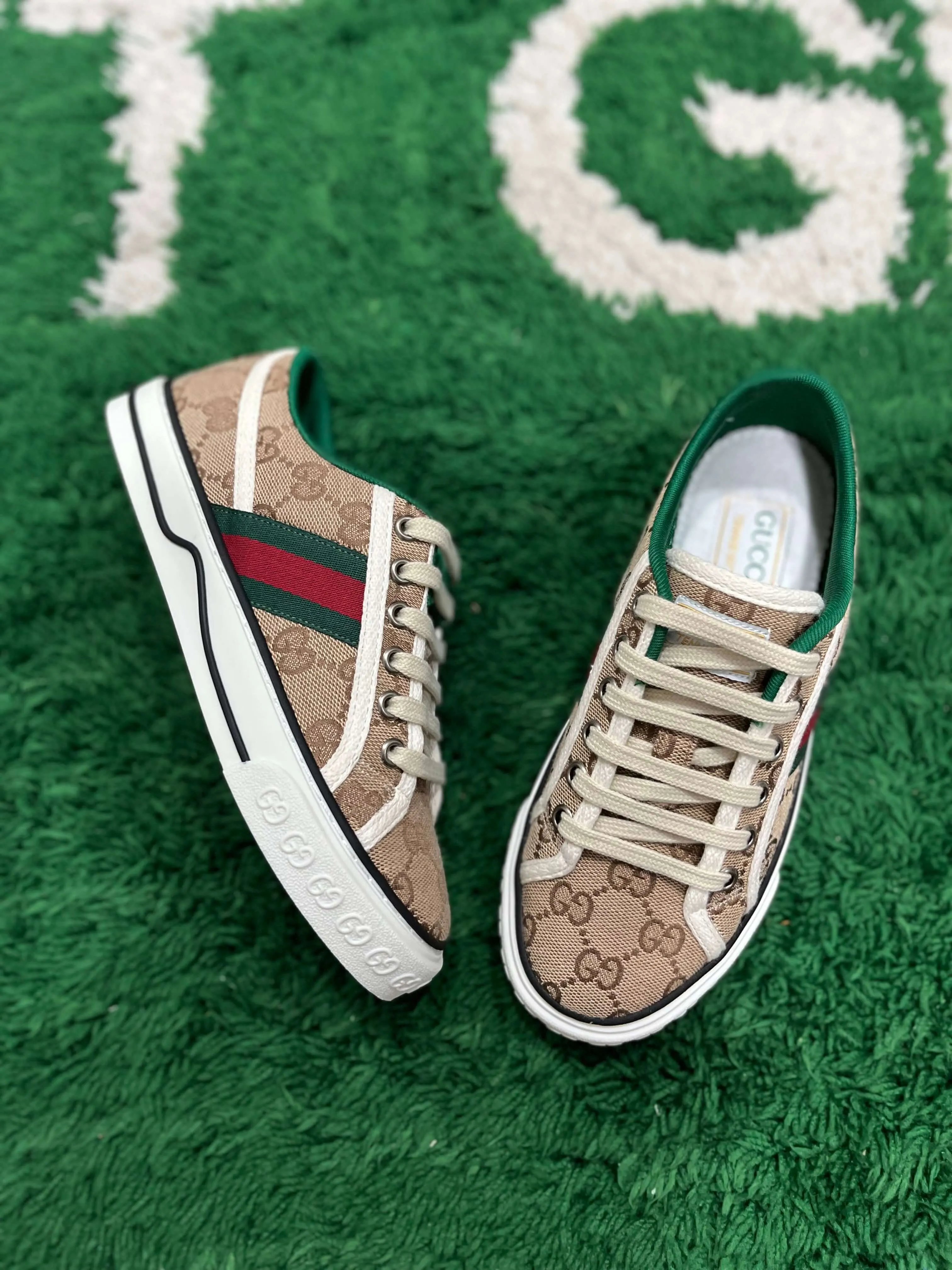 Gucci Tennis 1977 GG Logo Beige Sneaker