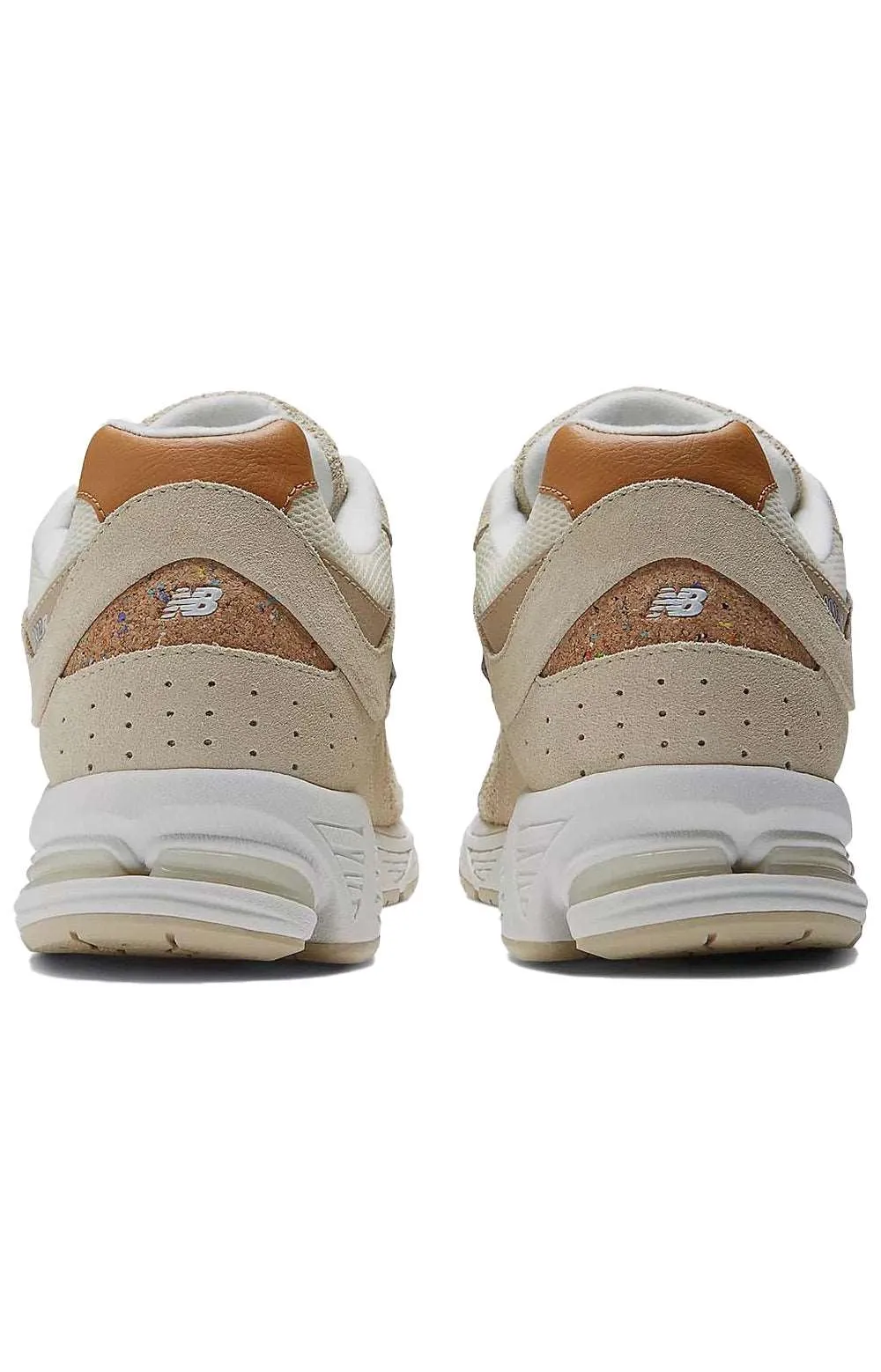 (M2002RSC) 2002R Shoes - Sandstone/Incense